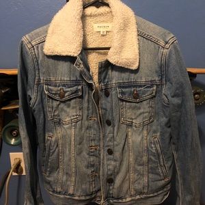 pac sun jean jacket extra small